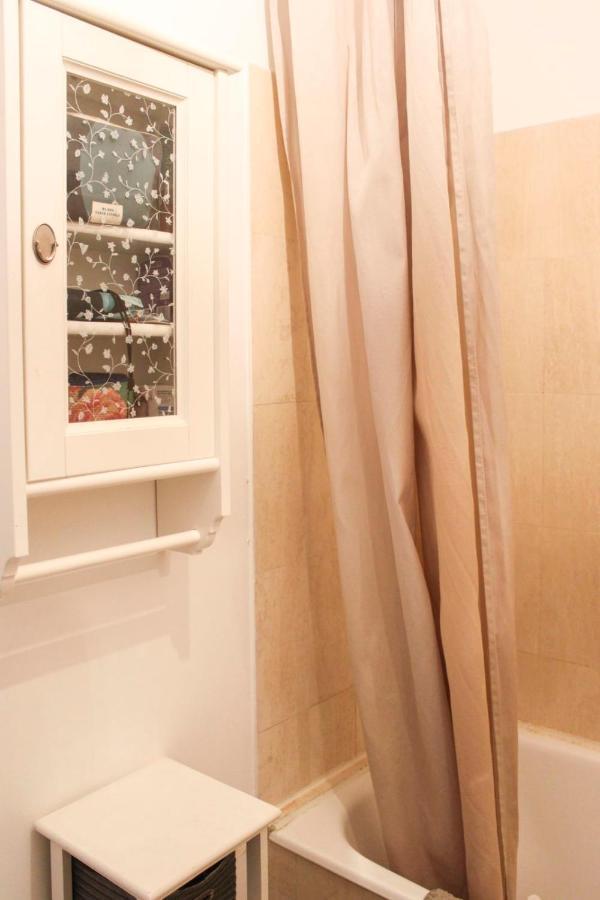 דירות פריז A Cosy Little Nest In The 5Th Arrondissement מראה חיצוני תמונה